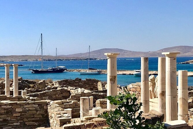 Mykonos Sail Cruise to Rhenia, Guided Tour of Delos, Lunch&Drinks - Sailing across the Aegean Sea