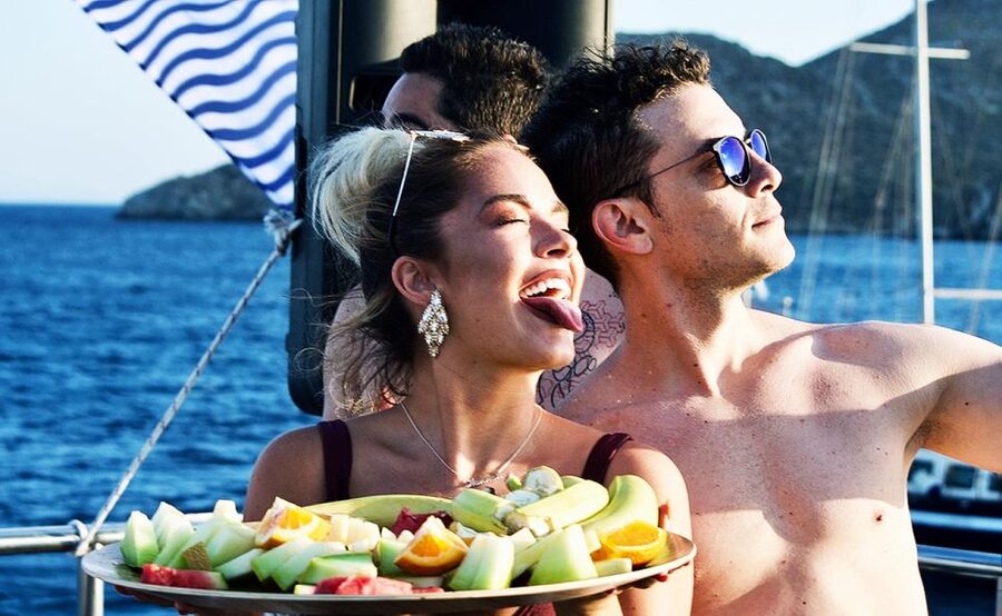 Mykonos: Sunset Boat Party with Open Bar & Live DJ - Setting out from Mykonos Old Port