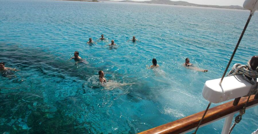Mykonos: Sunset Party Boat Cruise with 1 Drink - Cruising the North Coast of Mykonos
