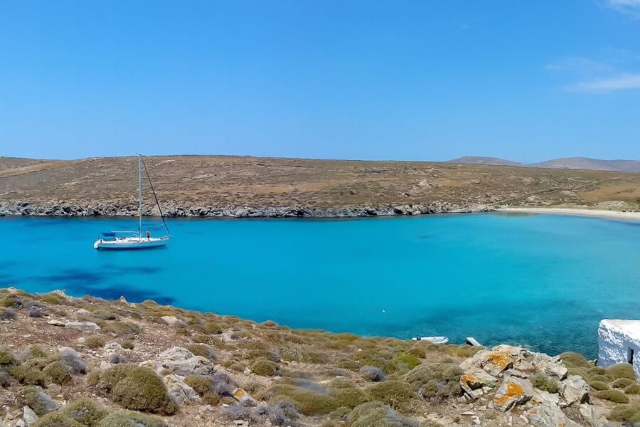 Mykonos: Yacht Cruise to Rhenia and Guided Tour of Delos - The return trip and the sea’s fine print