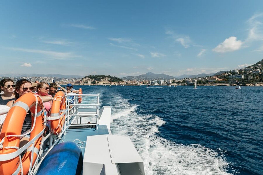 Nice: 1-Hour Sightseeing Cruise to Villefranche Bay - Commentary, crew, and the feel on board