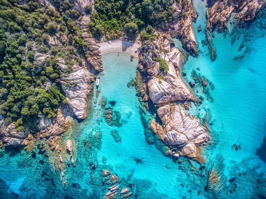 Olbia: Tavolara and Molara Snorkeling Boat Tour - The first stop: the Chrisso shipwreck near Porto San Paolo