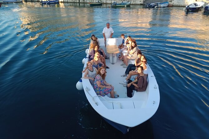 Ortigia Island and Sea Caves Boat Tour with Prosecco - Who will enjoy this boat trip most