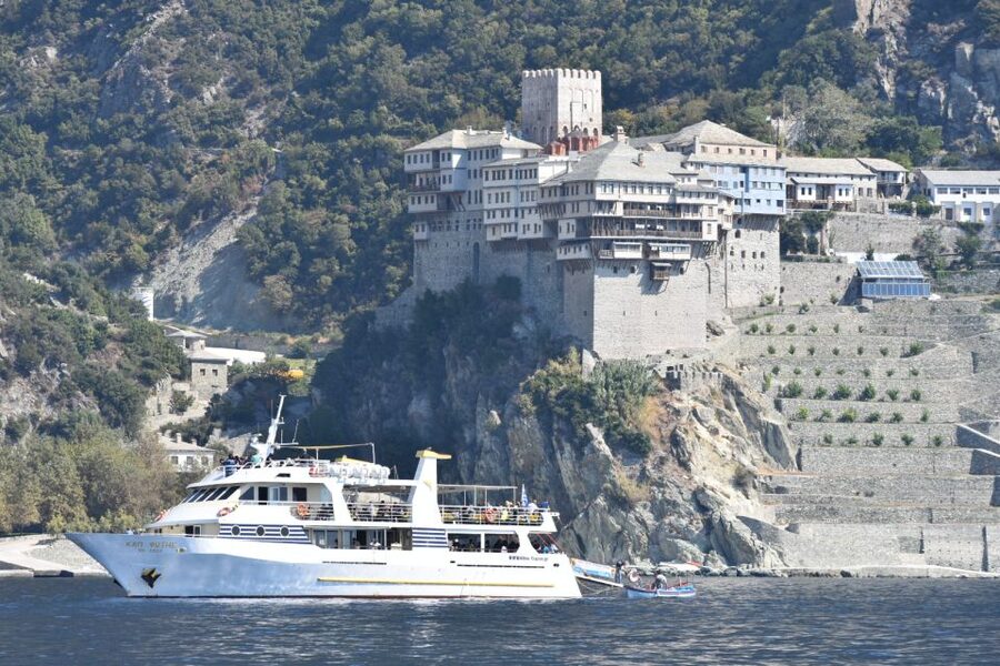 Ouranoupoli: Mount Athos Peninsula Sightseeing Cruise - Eight Monasteries Seen From the Water