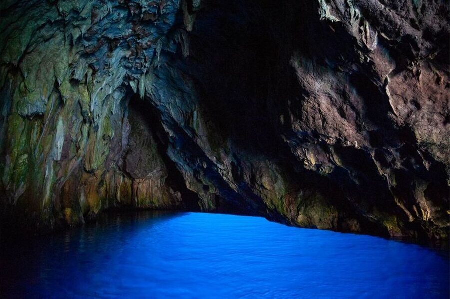 Palinuro: Costa del Mito Boat Tour - Sea caves and the Blue Cave