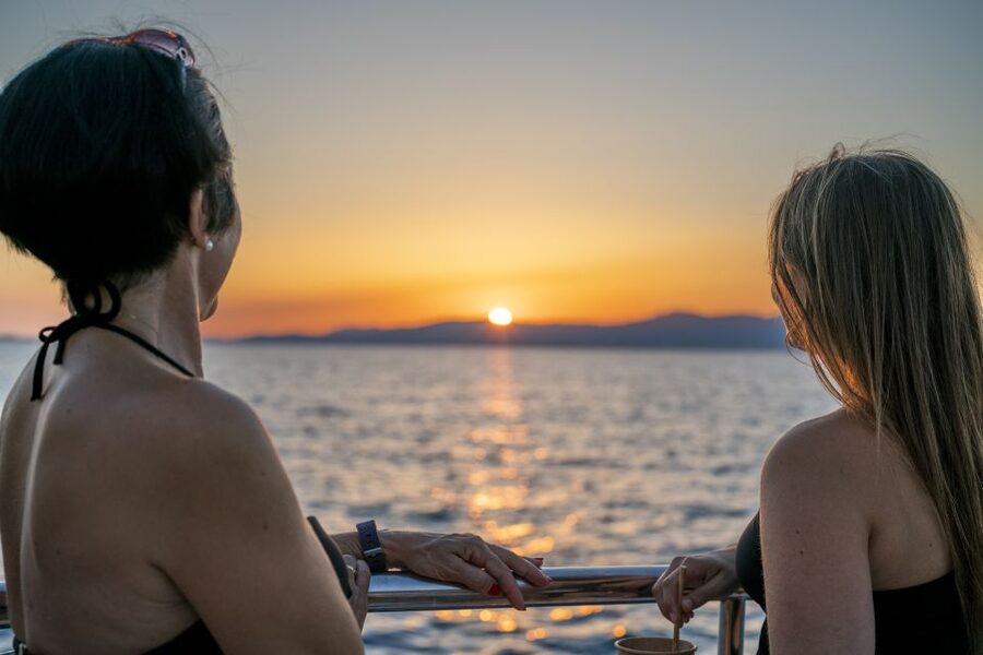 Palma: Catamaran Cruise with Swimming and Snorkelling - Snorkeling, fish, and practical water advice