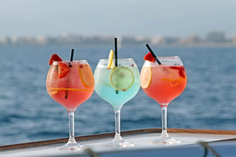 Palma de Mallorca: Deluxe Catamaran Sailing Tour with Meal - What makes this catamaran trip worth considering