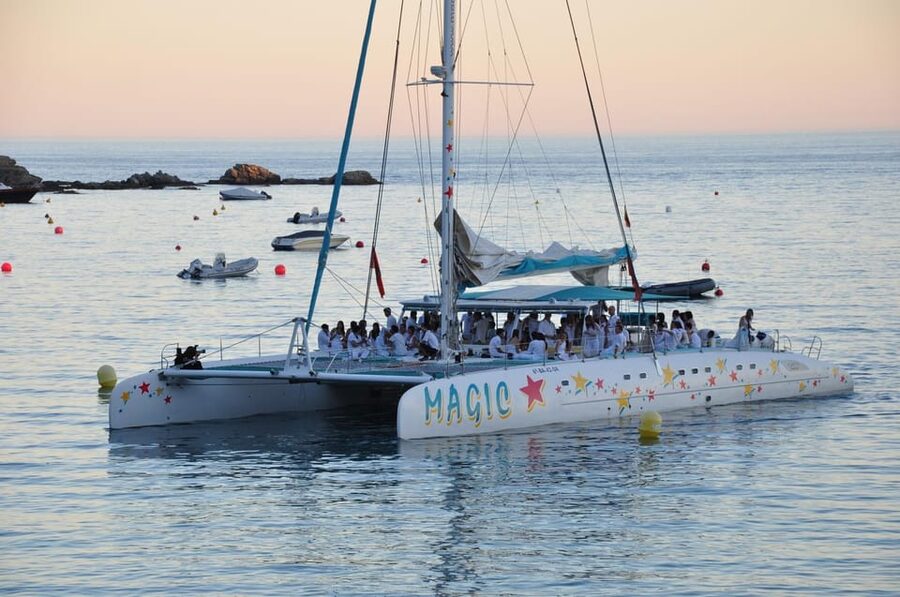 Palma de Mallorca: Sunset Sailing Catamaran Trip with Drink - Key details before you book
