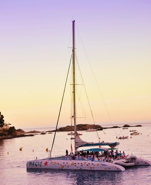 Palma de Mallorca: Sunset Sailing Catamaran Trip with Drink - Is $23 good value?