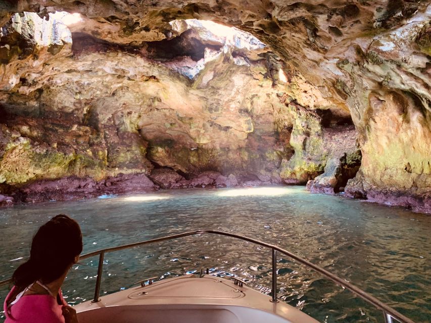 Polignano a Mare: Cave Boat Tour with Aperitif - Grotta Azzurra and the first cave views