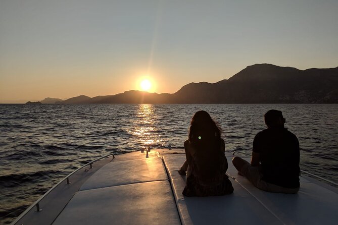 Private Sunset Cruise with Prosecco Onboard - Is $544.22 a fair price?