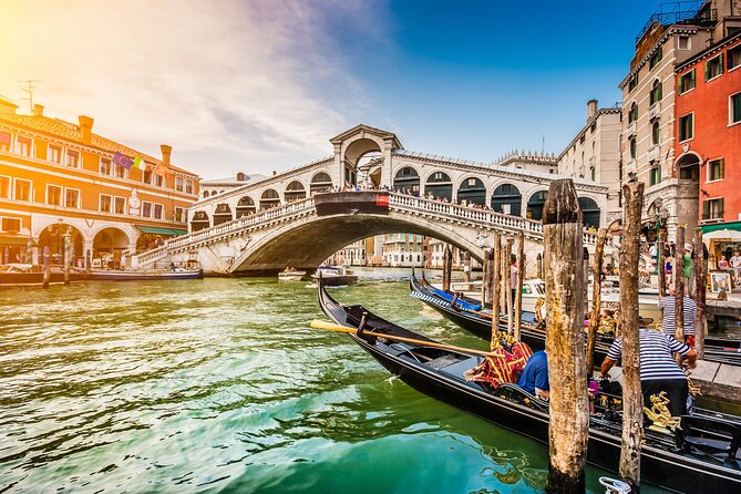 Private Venice 2 hrs Tour: Boat & Walking Tour with food tasting - Guide quality and the listening problem
