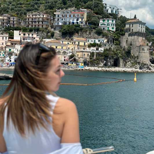Salerno: Amalfi Coast Cruise with Lunch, Aperitif & Swimming - Meeting the crew at Porto Manfredi