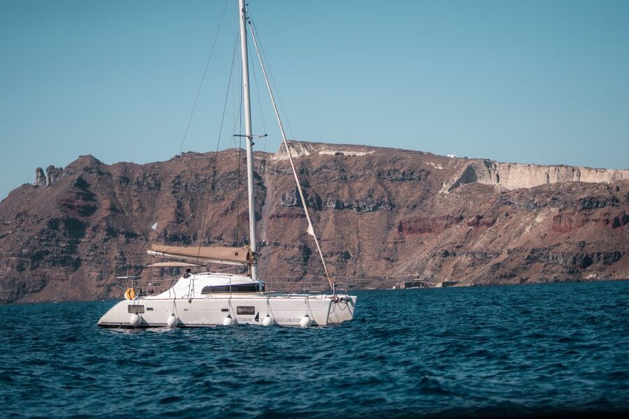 Santorini: Catamaran Caldera Cruise with Meal and Drinks - The Sunset Cruise and the best time for photographs