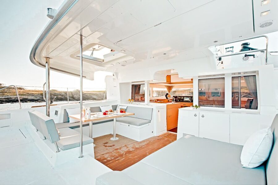 Santorini: Catamaran Tour with BBQ Meal and Unlimited Drinks - What the $153 price really buys you
