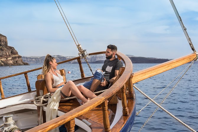 Santorini Volcano and Hot Springs Cruise Tour from Fira Old Port - What the crew and group size mean in practice