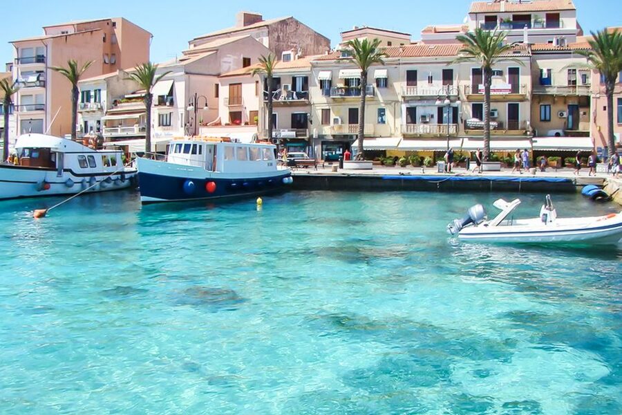 Sardinia: La Maddalena Archipelago Full-Day Trip by Boat - Timing, crowds, and the best season