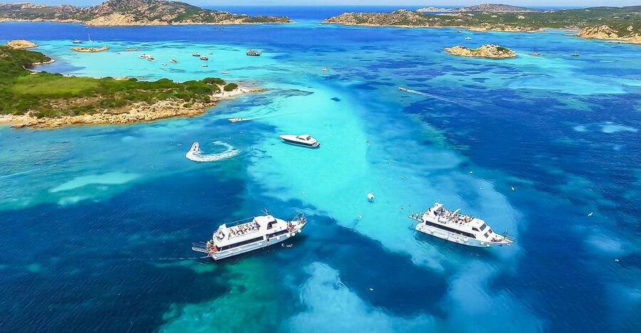 Sardinia: La Maddalena Archipelago Full-Day Trip by Boat - La Maddalena town and the Caruggi
