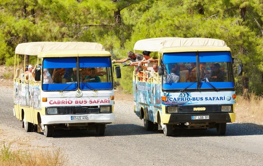Side: Green Canyon Boat Trip & Bus Safari with Lunch - The one-hour Green Canyon boat cruise