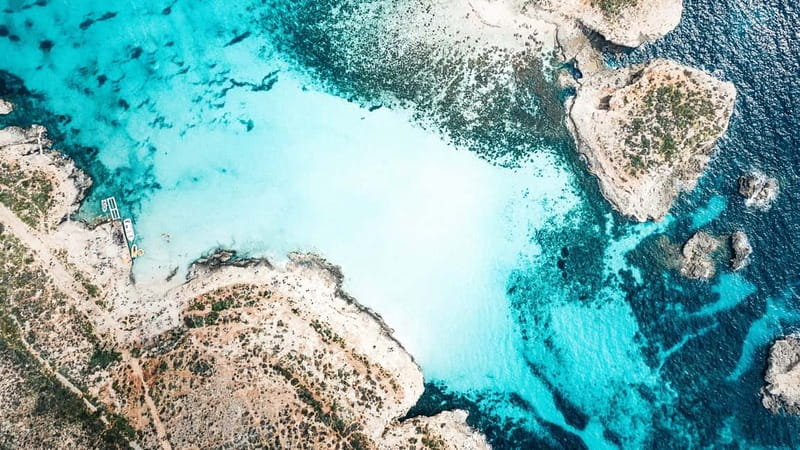 Sliema: Gozo/Comino Blue Lagoon Gulet Cruise w/ Lunch+Drinks - Music, crew, and the feel on board