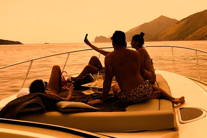 Small Group Tour to Positano by Boat at Sunset - Meeting at Cala Marinai in Positano