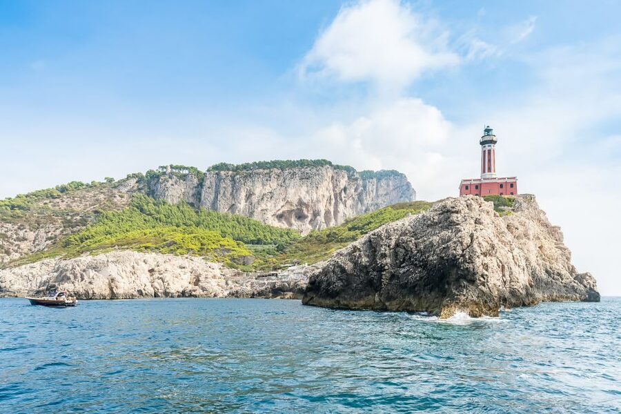 Sorrento: Exclusive Capri Boat Tour and Optional Blue Grotto - Circling Capri’s cliffs, caves, and Faraglioni