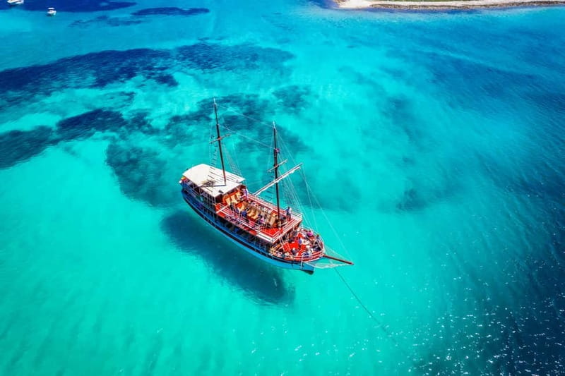 Split: 3 Island & Blue Lagoon Cruise with Lunch & Drinks - The best parts at a glance
