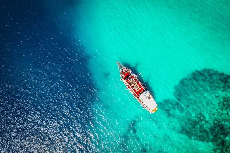 Split: 3 Island & Blue Lagoon Cruise with Lunch & Drinks - Maslinica offers a village break on Šolta