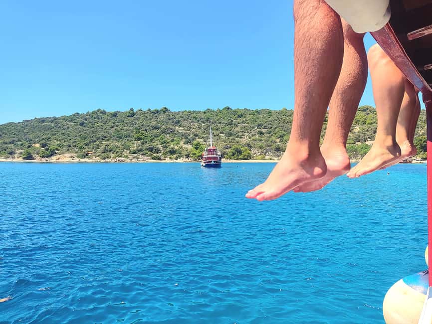 Split: 3 Island & Blue Lagoon Cruise with Lunch & Drinks - Why the $106 price can make sense