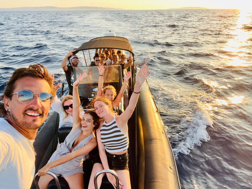 Split: Blue Lagoon & 3 Islands – Premium Speedboat Trip - The return ride and Split sunset