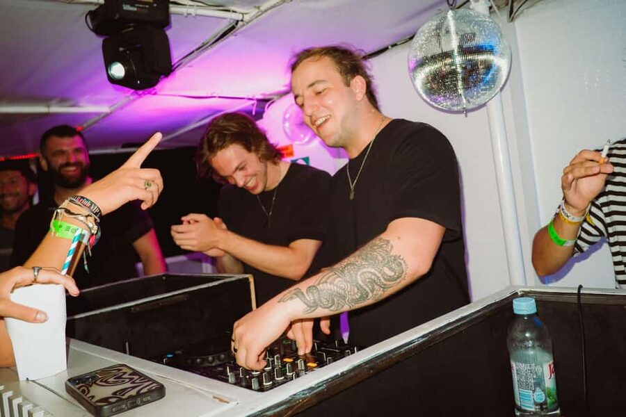 Split: Night Boat Party with Free Shots, Dj and After Party - Practical timing, clothing, and meeting advice