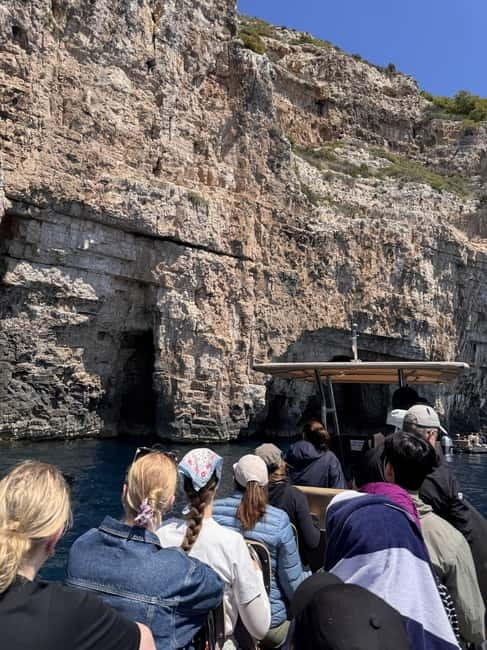 Split/Podstrana: Blue Cave, Hvar & 6 Islands Speedboat Trip - The speedboat ride and comfort level