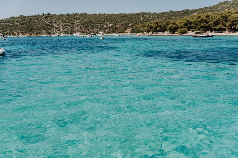 Split/Trogir: Blue Lagoon and 3 Islands Speedboat Tour - Maslinica on Šolta: a slower final stop