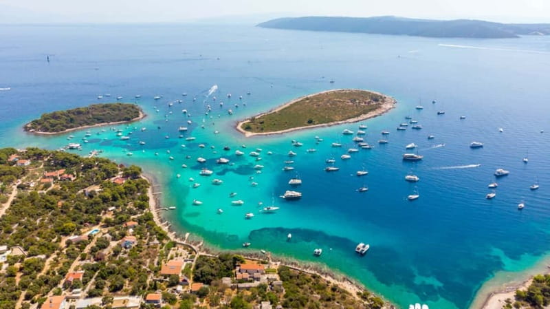 Split/Trogir: Trogir, Blue Lagoon, and Solta Speedboat Trip - Why this half-day boat trip works