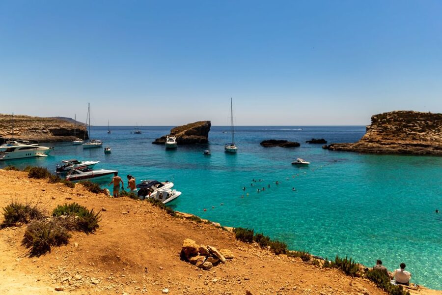 St. Paul's Bay: Gozo, Comino & St. Paul's Bus & Boat Tour - One hour at Cominos Blue Lagoon