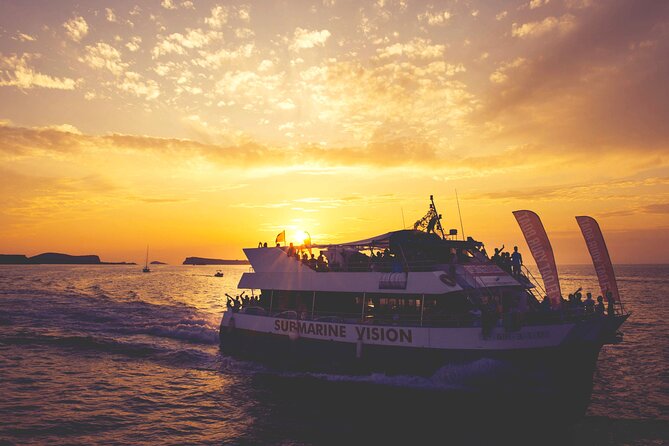 Sunset Beach Hopping Cruise, Cala Comte and Cala Bassa, SUP and snorkelling - Cala Comte gives you the classic Ibiza start