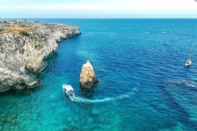 Syracuse Boat Excursion with Snorkeling to the Sea Caves - Seeing Ortigia from the sea