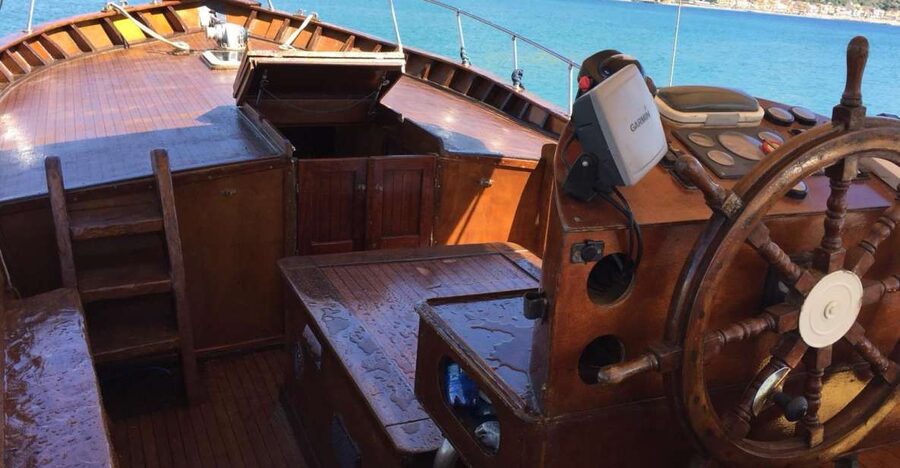Taormina: Boat Tour to Taormina & Giardini Naxos with Drink - The Blue Grotto inside Taormina Marine Park
