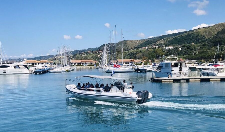 Tropea: Capo Vaticano Boat Trip with Snorkeling & Drink - Grotta Del Palombaro and the local Blue Grotto