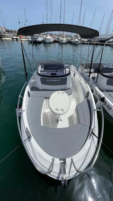 Valencia: Boat Rental Without License - Who should book this Valencia boat rental?