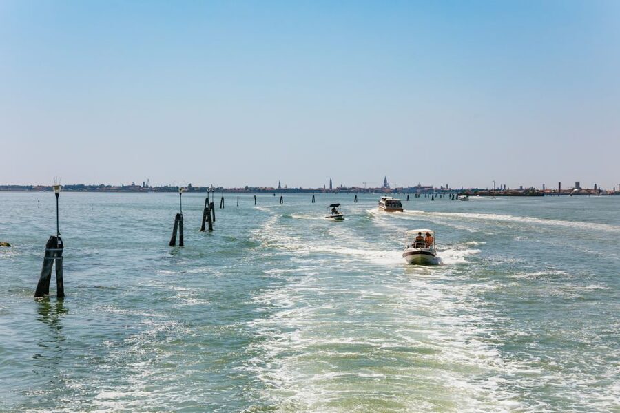 Venice: Burano, Torcello & Murano Boat Tour w/Glassblowing - Practical tips for getting the most from the day