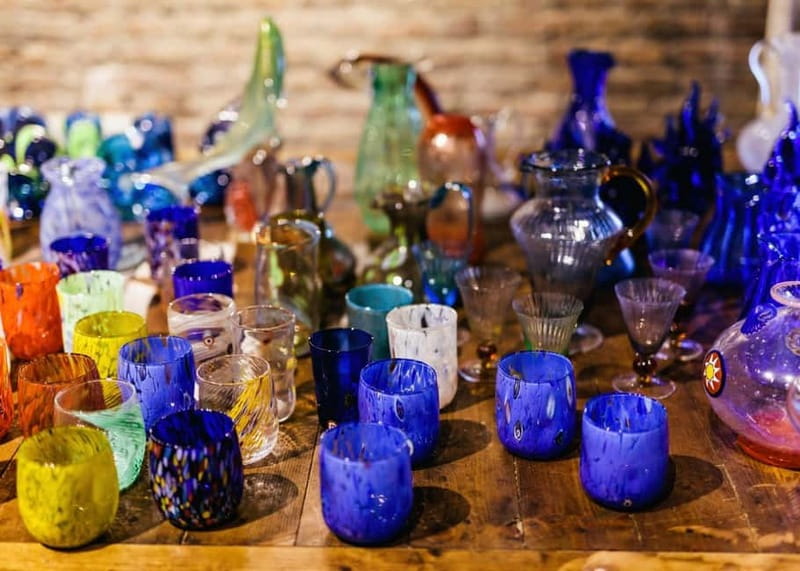 Venice: Guided Islands Cruise to Murano, Burano & Torcello - Who should book this island trip?