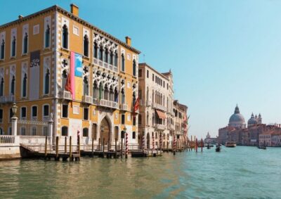 Private Gondola Cruise for up to 5 Passengers