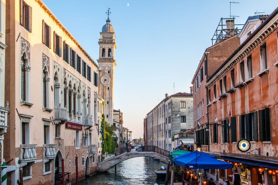 Venice: Sunset Cruise by Typical Venetian Boat - Who Will Enjoy This Cruise Most?