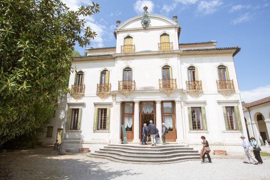Venice to Padua Full-Day Brenta Riviera Boat Cruise - Villa Widmann in Mira