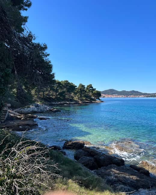 Zadar: 3 Island Speedboat Tour & Blue Bay Swim with Drinks - The speedboat ride across the Zadar archipelago