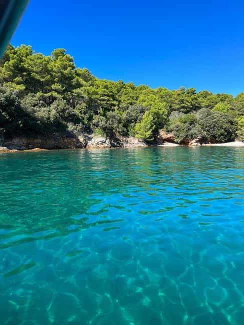 Zadar: 3 Island Speedboat Tour & Blue Bay Swim with Drinks - Guides, boat comfort, and the small-group feel