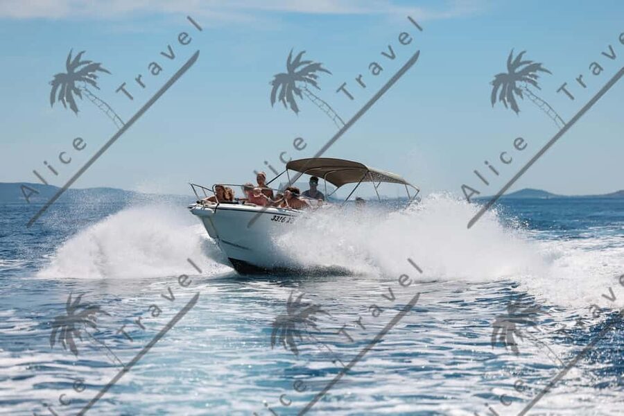Zadar: 3 Island Speedboat Tour with Wine and Snorkeling - Who should book this Zadar excursion?