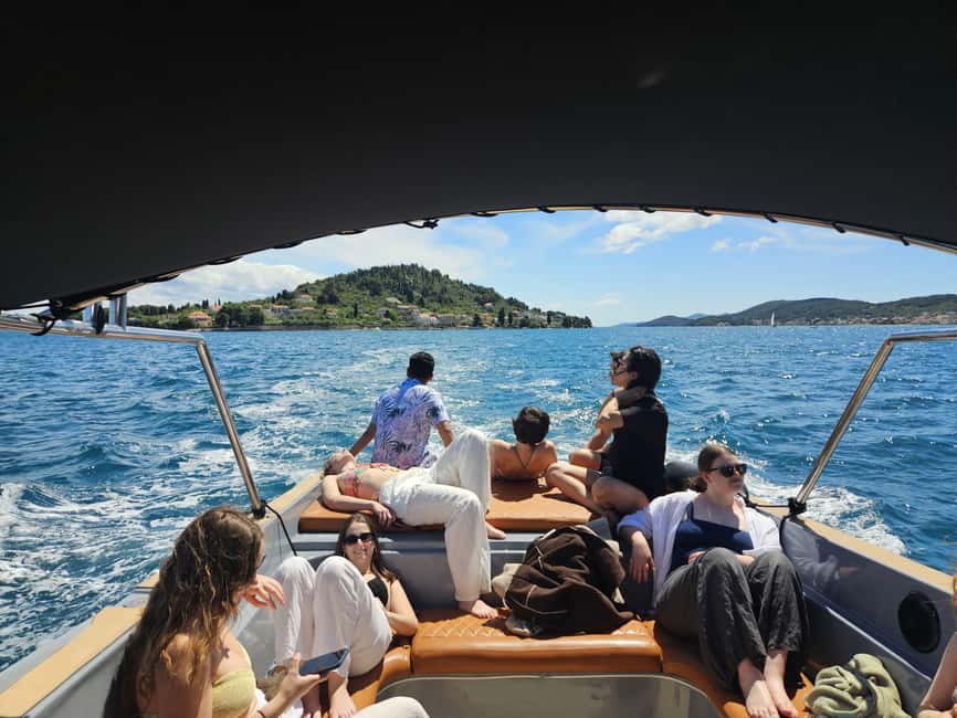 Zadar: 3 Islands Luxury Boat Tour with Aperol Spritz - Aperol Spritz, Prosecco, and the Captain’s Style