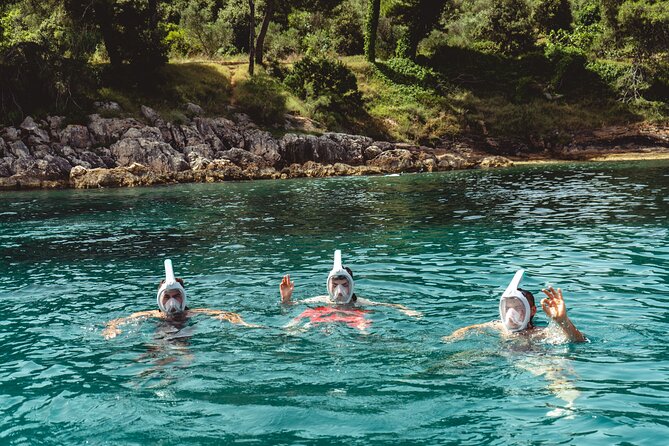 Zadar: 3 Islands Luxury Boat Tour with Aperol Spritz & Snorkeling - Školjić and Ugljan: the final island hour